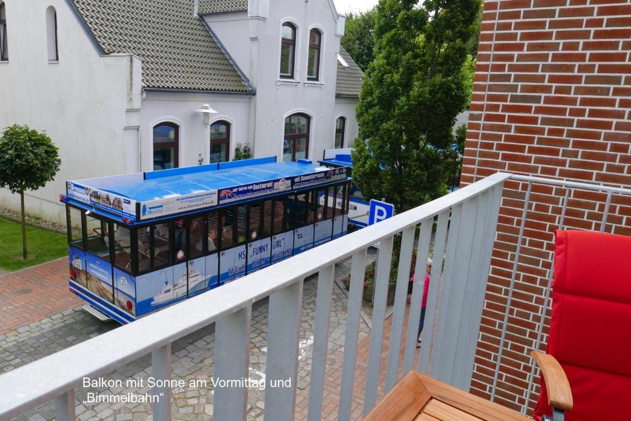 Pole Poppenspaeler Mit Ladestation Büsum Buitenkant foto